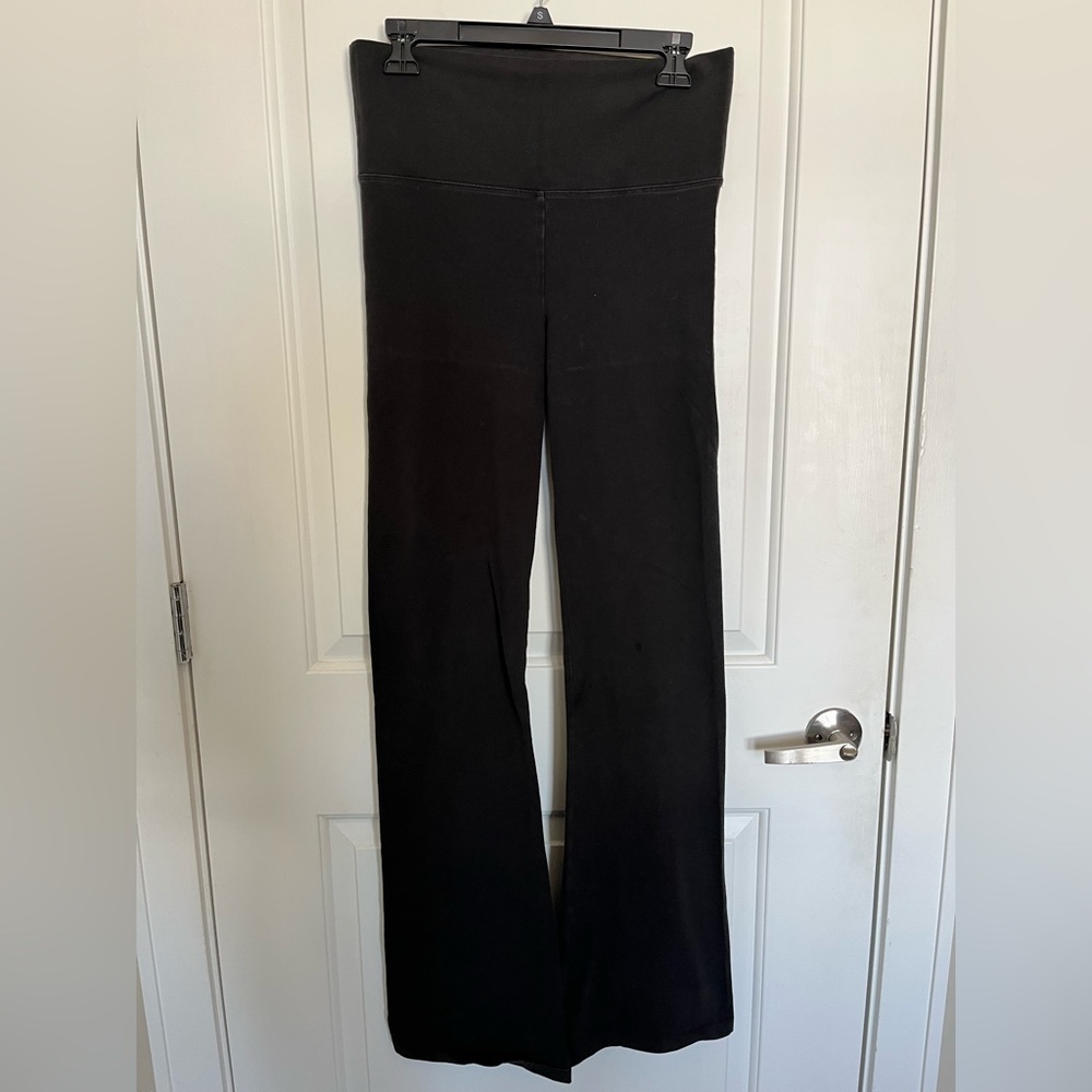 black long flair leggings